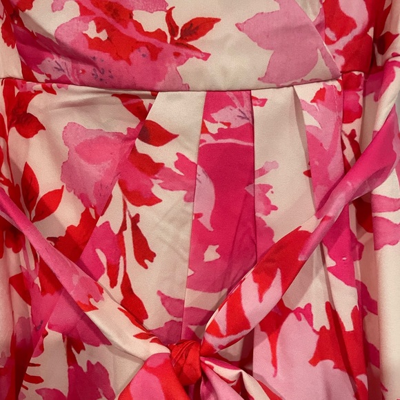 NWT Style State Pink Floral Print Midi  dress with Asymmetrical hem Size:8 - Picture 10 of 13